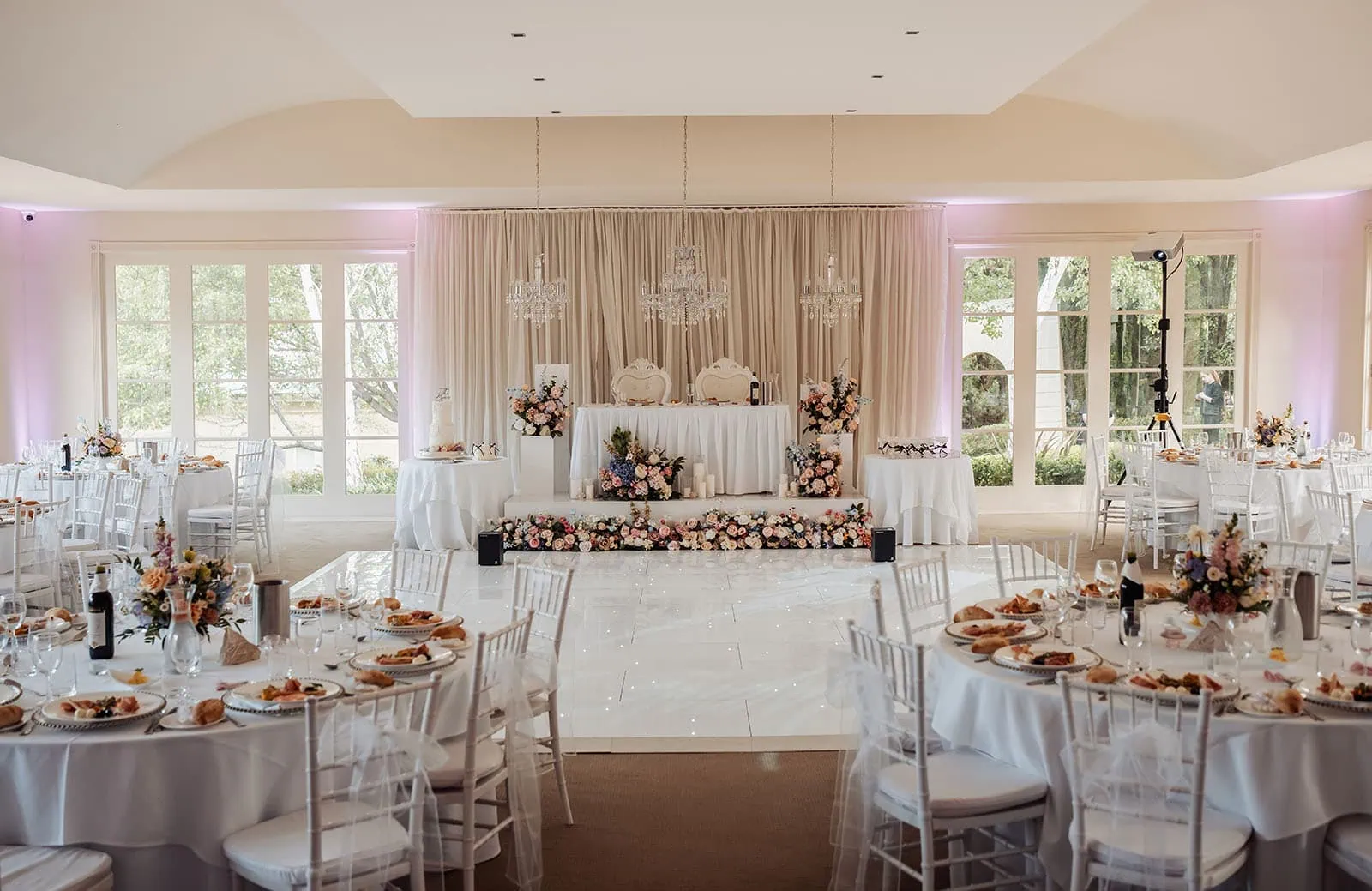 silvestris of clarendon wedding - sam & wayne 249 Elegant wedding reception with sophisticated decor and guests celebrating in style.