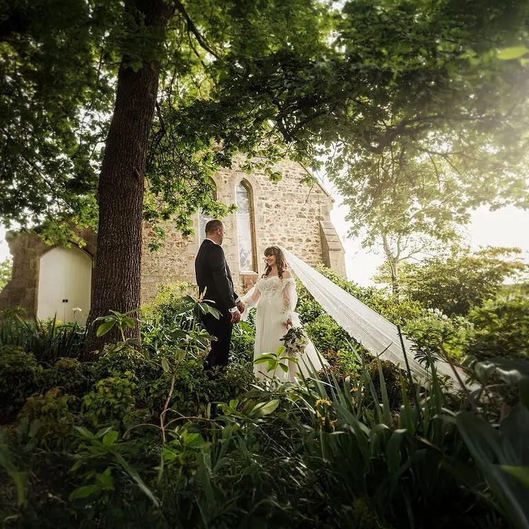 Crafers Church of the Epiphany Wedding – Clare & Ryan