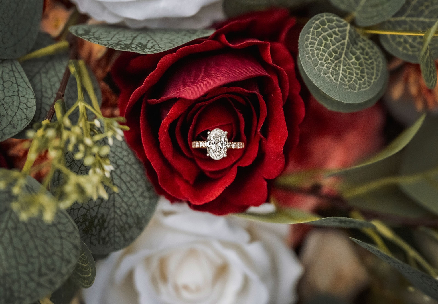 wedding at al-ru farm – teresa & thomas 11 Diamond engagement ring on red rose in romantic wedding bouquet.